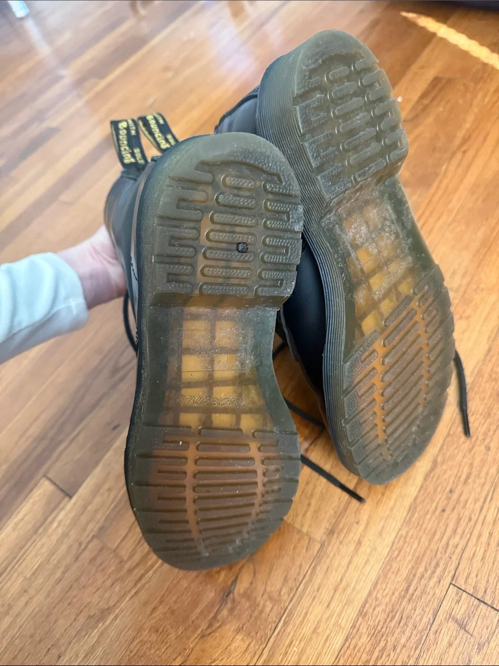 Doc Martens - Picture 5 of 6